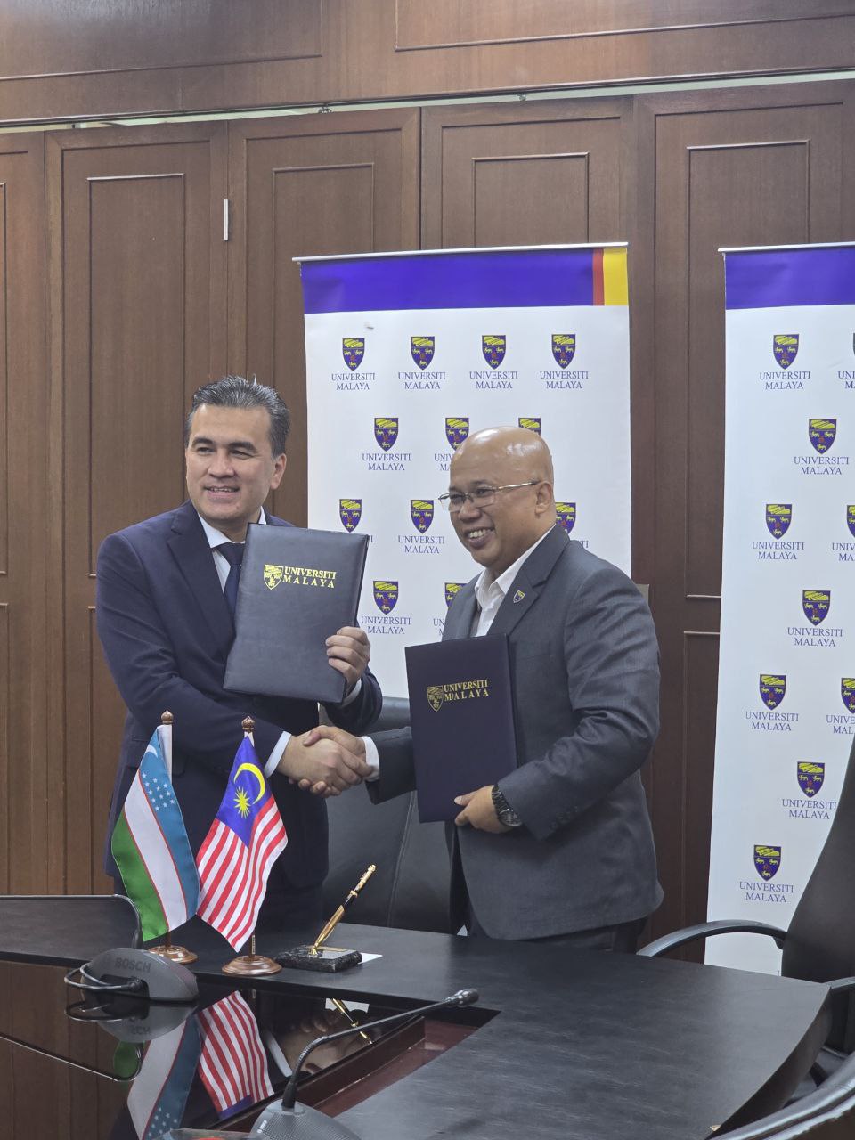 TAQU Va Universiteti Malaya O rtasida Hamkorlik Memorandumi Imzolandi 