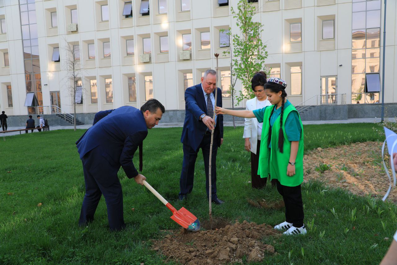 “Yurt taraqqiyoti yo‘lida birlashaylik” shiori ostida “Zakovat” intellektual o‘yini bo‘lib o‘tdi