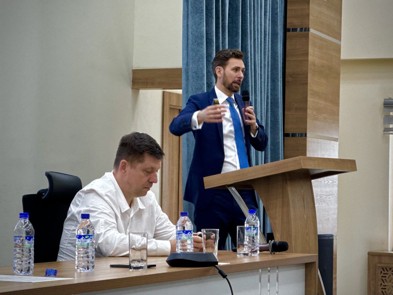 Toshkent arxitektura-qurilish universitetida “Yashil qurilish” mavzusida davra suhbati bo‘lib o‘tdi