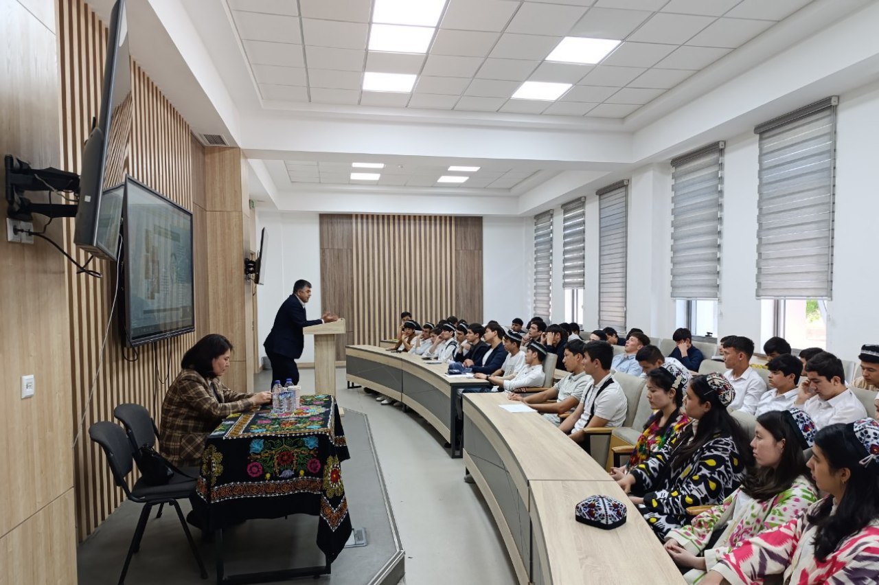 Toshkent arxitektura-qurilish universiteti "Qurilish" fakultetida talabalar va tyutorlar ishtirokida "Milliy tarix va milliy qadriyatlar" mavzusida davra suhbati oʻtkazildi