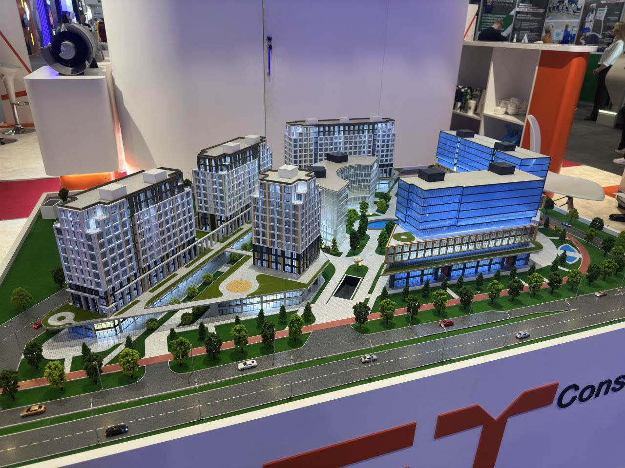 “INNOPROM. Markaziy Osiyo” V Xalqaro sanoat ko‘rgazmasi doirasida ilg‘or muhandislik maktabi faoliyati taqdimoti o‘tkazildi