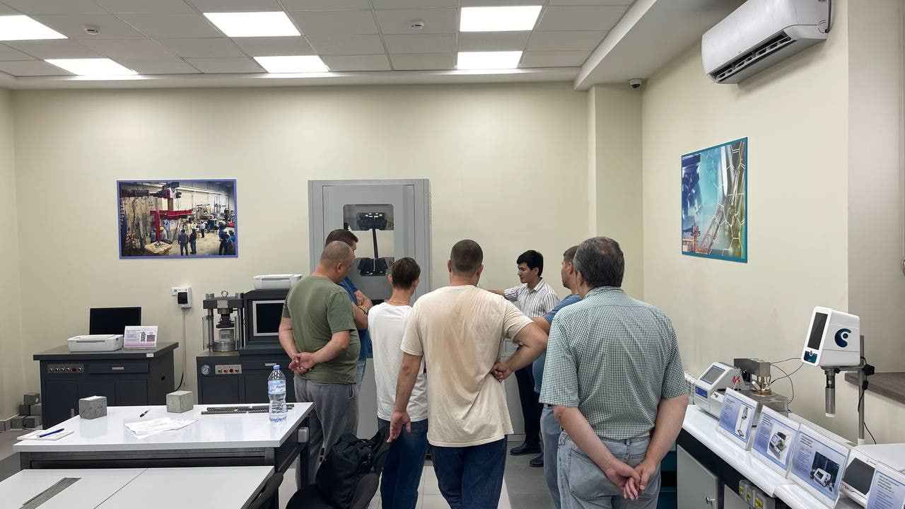 Kasbiy faoliyatni rivojlantirish markazida "Qurilish laboratoriyasi laboranti (Qurilish laboratoriyasi texnigi)" yo‘nalishi bo‘yicha darslar davom etmoqda