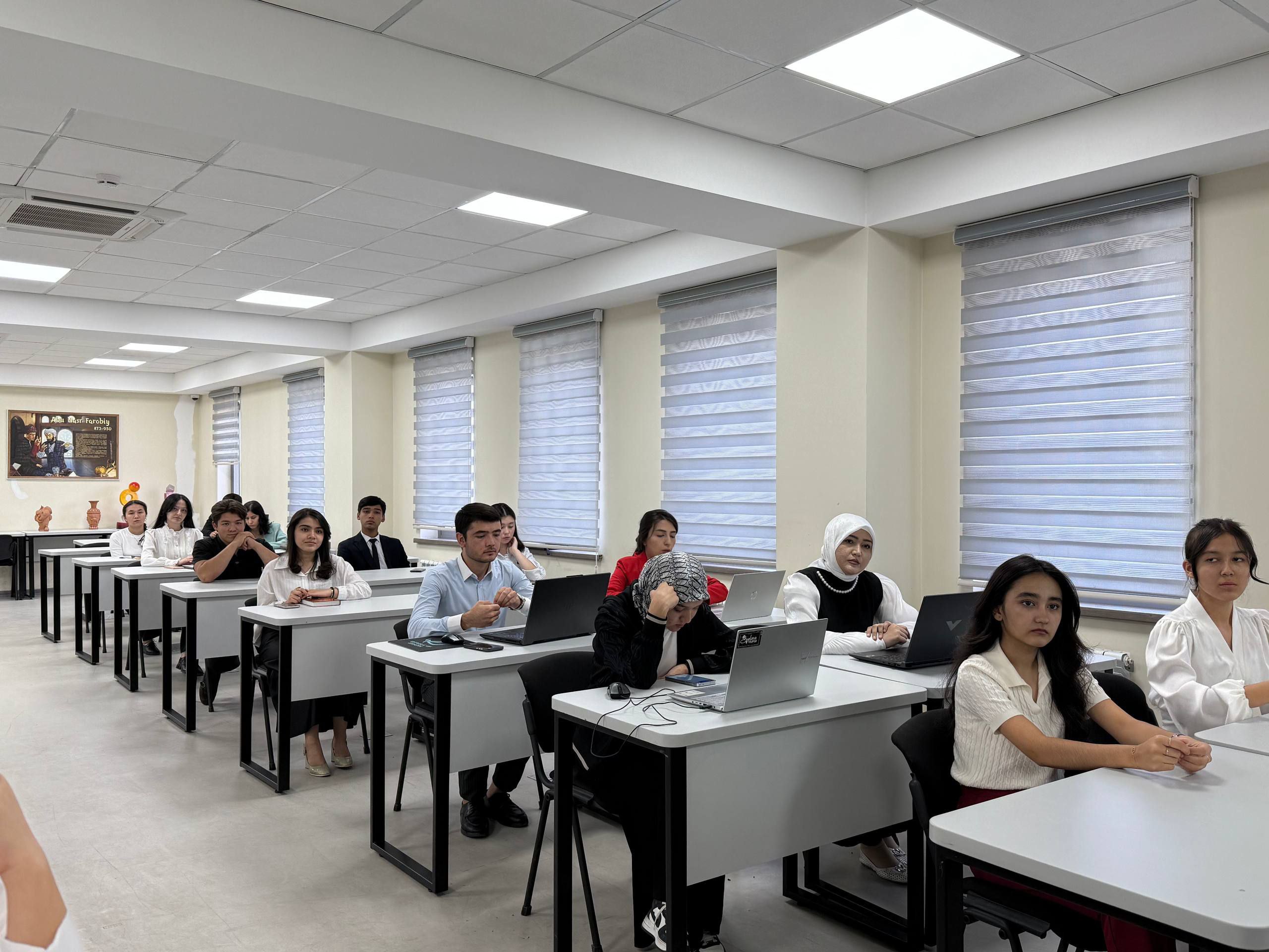 Yoshlar ittifoqi koordinatorlari tomonidan "Kitobxon talaba" mavzusida tanlov o'tkazildi