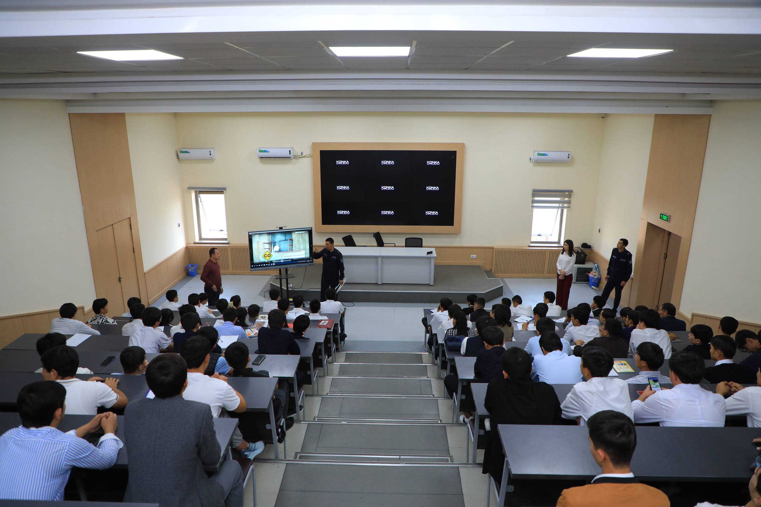 Toshkent arxitektura-qurilish universitetida “Xalqaro tabiiy ofatlarni kamaytirish kuni”ga bag‘ishlangan tadbir o‘tkazildi