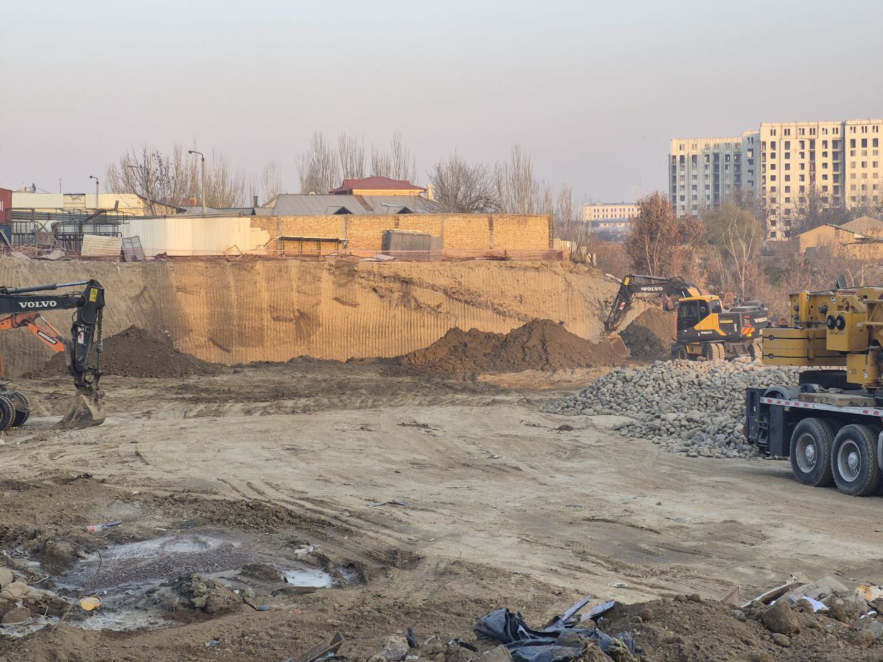 Toshkent arxitektura-qurilish universiteti talabalari ʻʻSoy bo'yiʼʼ qurilish obʼektiga tashrif buyurishdi