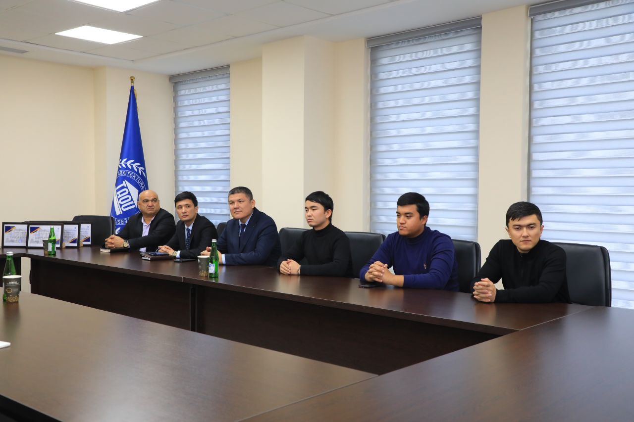 22-dekabr — “Energetiklar kuni” munosabati bilan Toshkent arxitektura-qurilish universitetida bayramona tadbir tashkil etildi