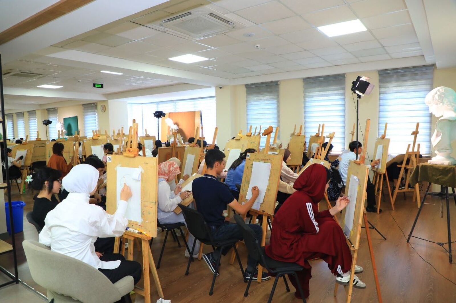 Toshkent arxitektura-qurilish universitetida ijodiy imtihonlar boshlandi