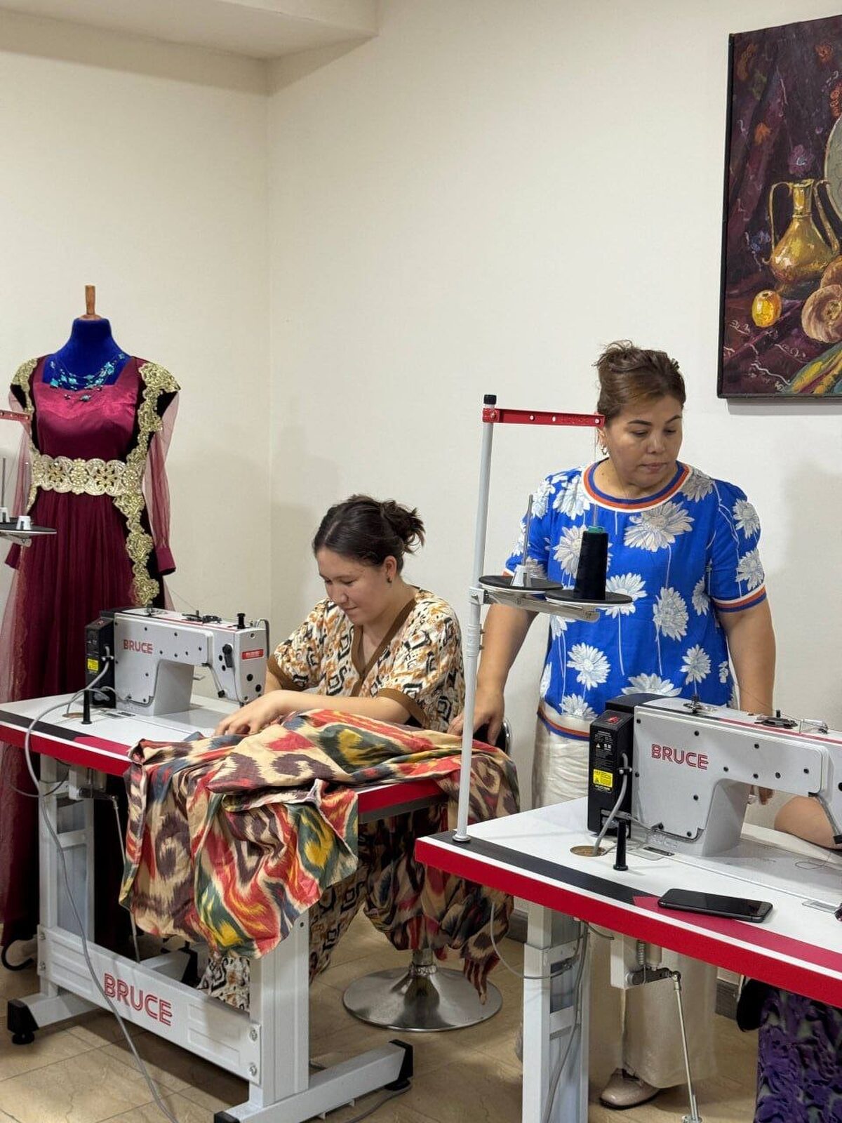 “Tikuvchilik san’ati” toʻgaragi davom etmoqda