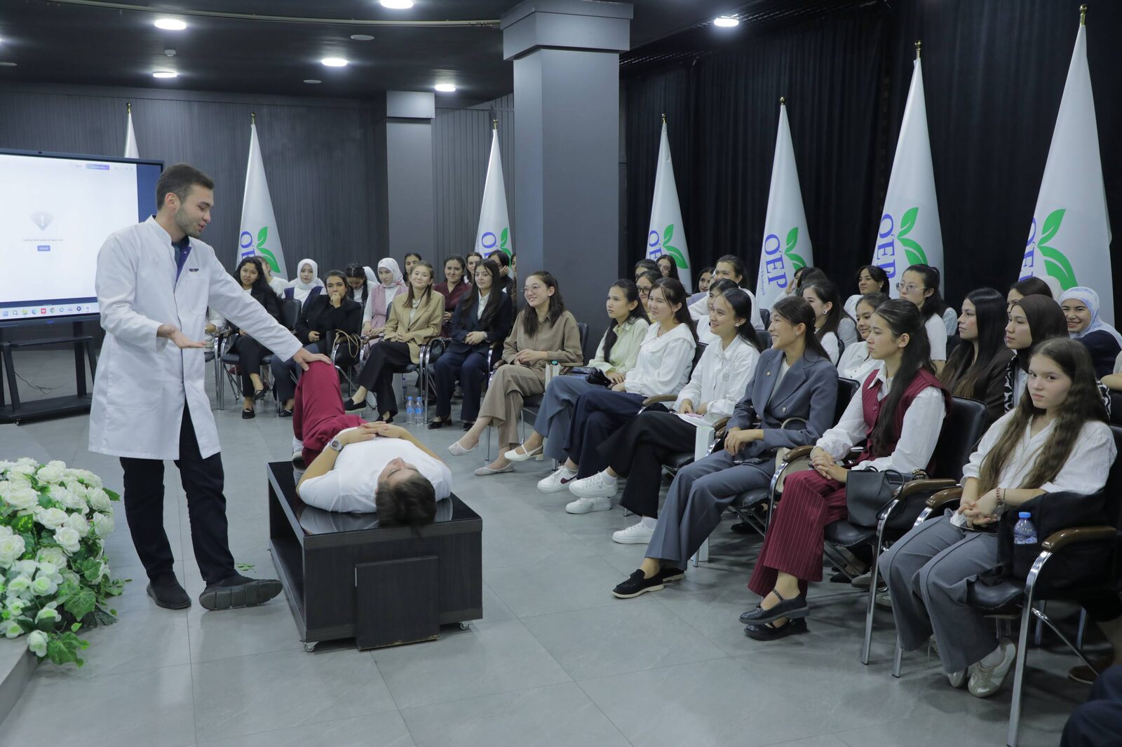 Yosh ekologlar amaliy mashg‘ulotlarda bilim va ko‘nikmalar mustahkamlandi